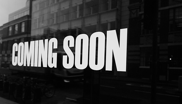 Cooming soon Foto mit Schriftzug Coming soon von Huma Kabakci, Unsplash